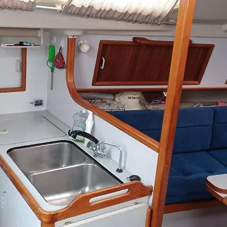 Mon Amour ! Barca A Vela Hotel en barco *